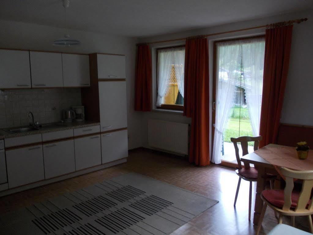 Haus Schoderbock Apartment ซังคท์เลออนฮาร์ด อิม พิทซ์ทัล ภายนอก รูปภาพ