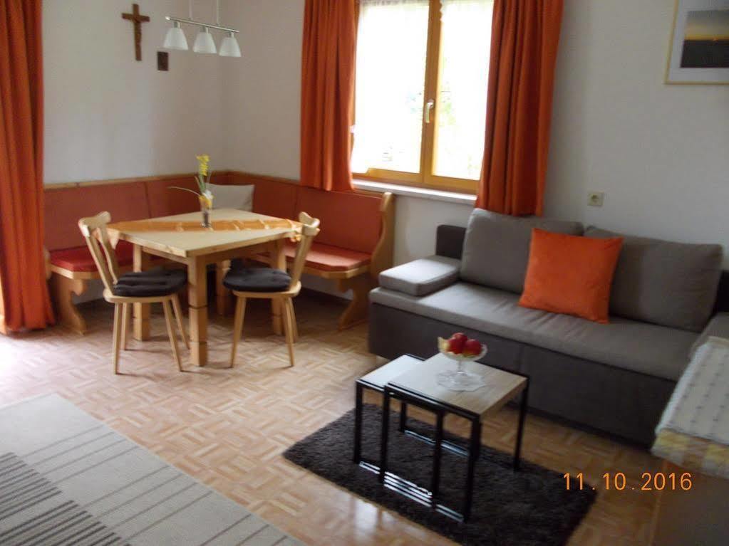 Haus Schoderbock Apartment ซังคท์เลออนฮาร์ด อิม พิทซ์ทัล ภายนอก รูปภาพ