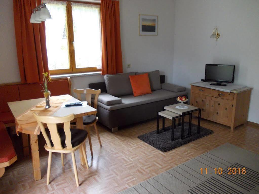 Haus Schoderbock Apartment ซังคท์เลออนฮาร์ด อิม พิทซ์ทัล ภายนอก รูปภาพ
